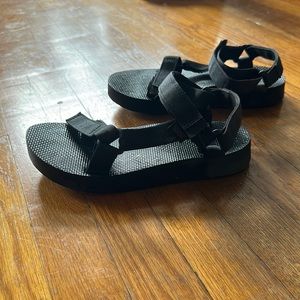 Platform tevas